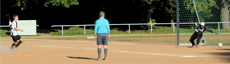 VfB Oberweimar Herren: Erster Heimsieg auf der Falkenburg VfB Oberweimar Herren: Erster Heimsieg auf der Falkenburg