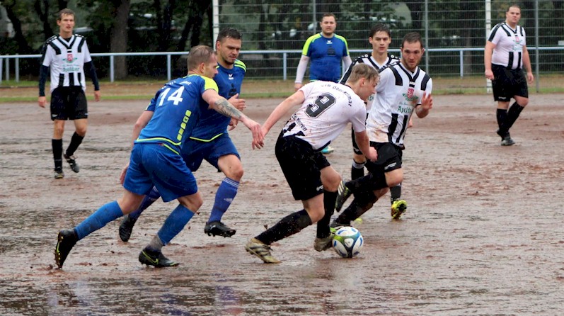 VfB Oberweimar Herren: Starker Sieg im Pokalspiel auf der Falkenburg
