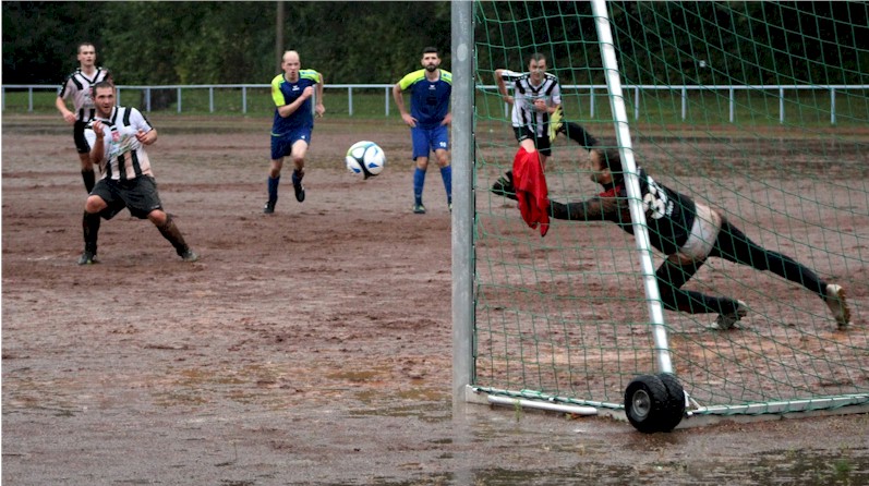VfB Oberweimar Herren: Starker Sieg im Pokalspiel auf der Falkenburg