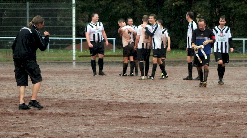 VfB Oberweimar Herren: Starker Sieg im Pokalspiel auf der Falkenburg