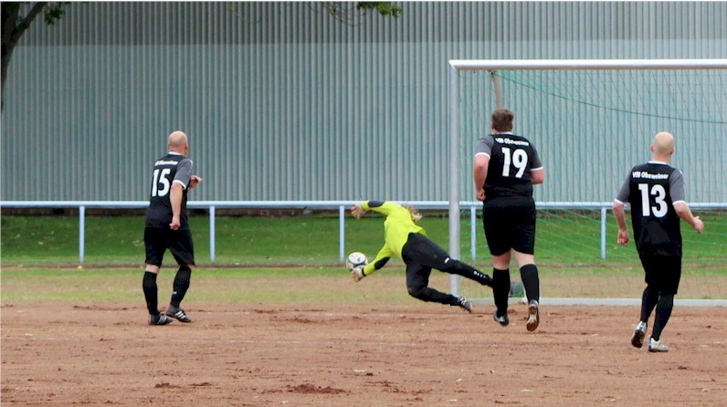 VfB Oberweimar Herren: 4:1 Niederlage im Pokalspiel gegen Schmiedehausen