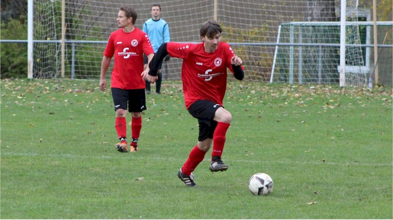 VfB Oberweimar: Klarer Auswärtssieg in Tonndorf