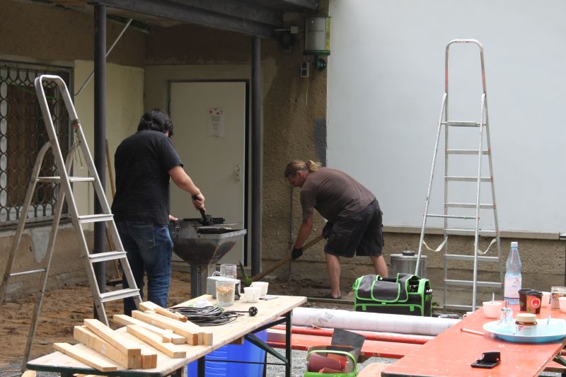 Arbeitseinsatz am Vereinsheim des VfB Oberweimar Arbeitseinsatz am Vereinsheim des VfB Oberweimar