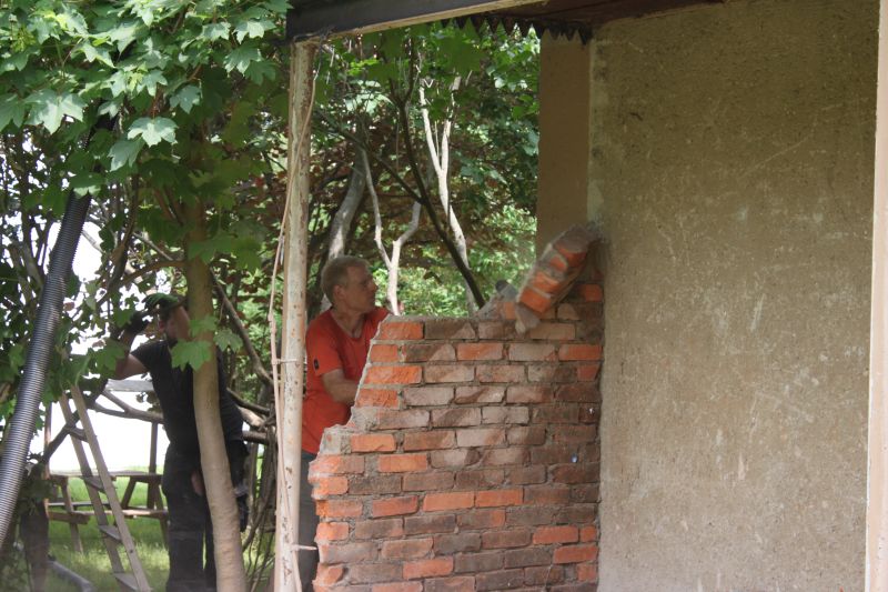 Arbeitseinsatz am Vereinsheim des VfB Oberweimar