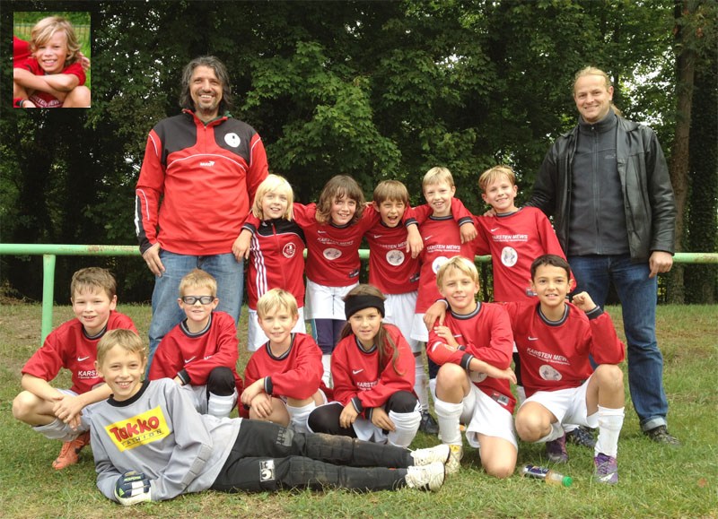 Mannschaftsarchiv VfB Oberweimar: E2-Junioren (2012/2013) Mannschaftsarchiv VfB Oberweimar: E2-Junioren (2012/2013)